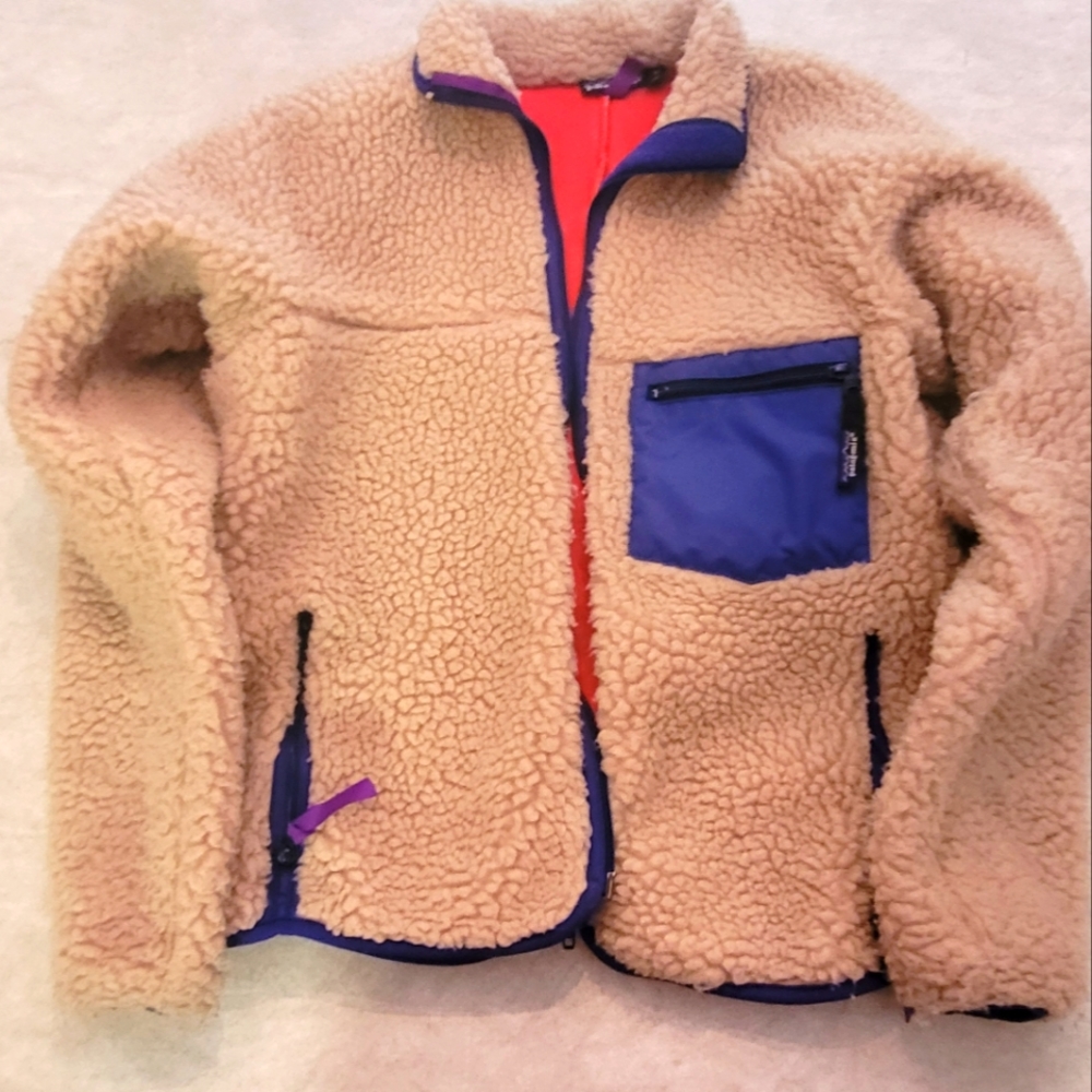 Patagonia womens classic retro-X fleece jacket